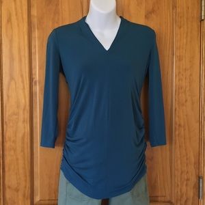 A Pea in the Pod maternity knit blouse